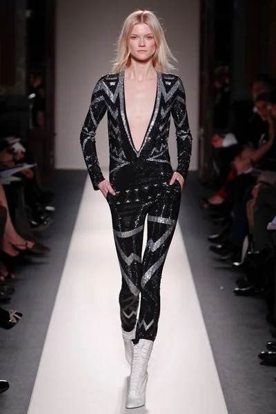 Look 35